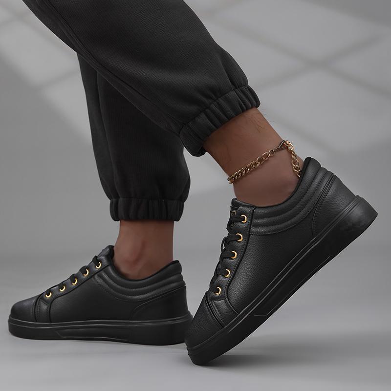 Spring Men's Red Sneakers Designer Skateboard Shoes Man Shoes Black Leather Sneakers Unisex Flat Casual Shoes Men Sneakers