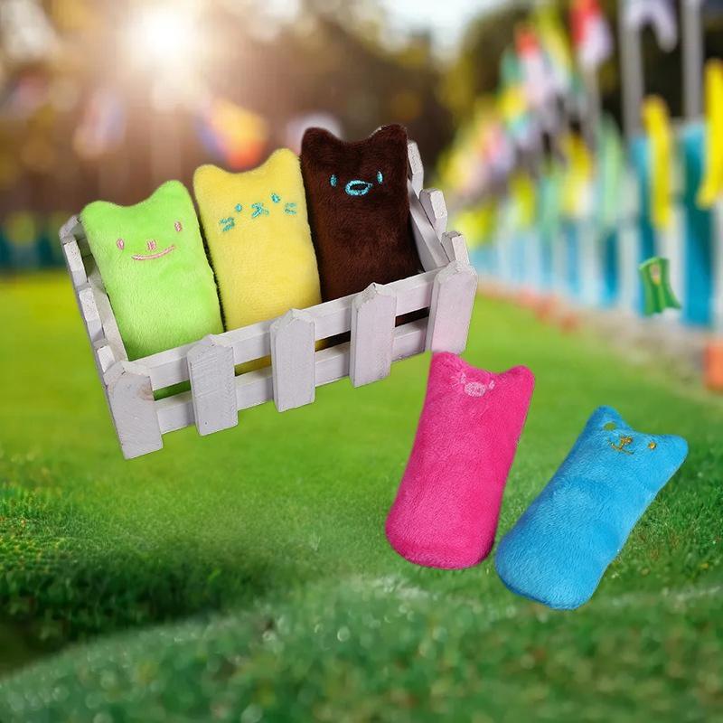 Interactive Plush Cat Toy with Mint Designed for Chewing and Scratching, Encourages Vocalization and Play in Kittens and Cats