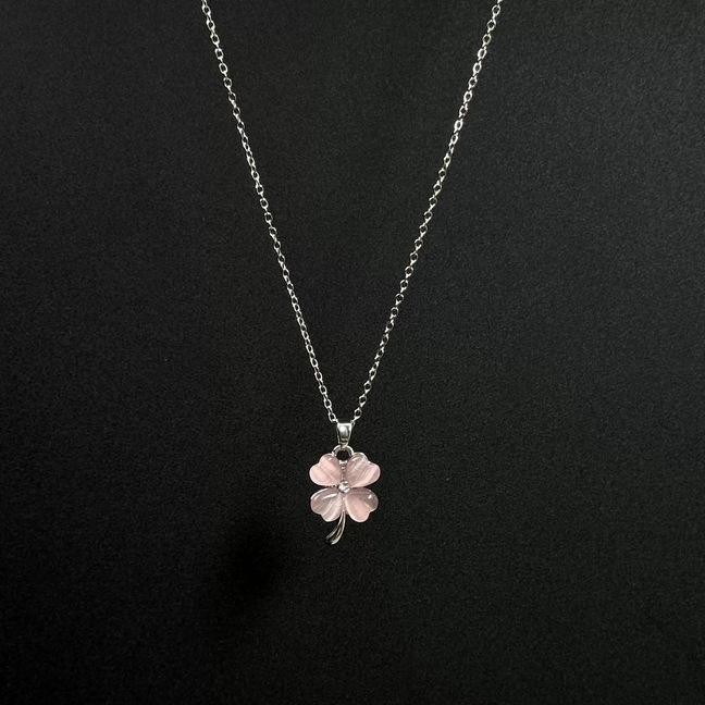 Korean light pink lucky flower necklace, female ins niche design, simple collarbone chain, gift for girlfriends