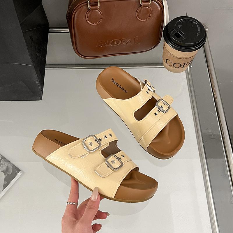 Silver Internet celebrity retro platform slippers women 2025 summer new wear fashion versatile one-word drag Boken sandals