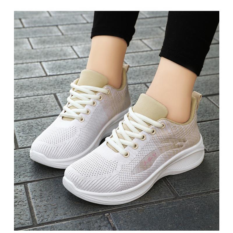 Women's Shoes 2024 Spring Casual Soft Sole Sports Shoes, Breathable Flying Mesh Shoes, Large-sized Running Shoes