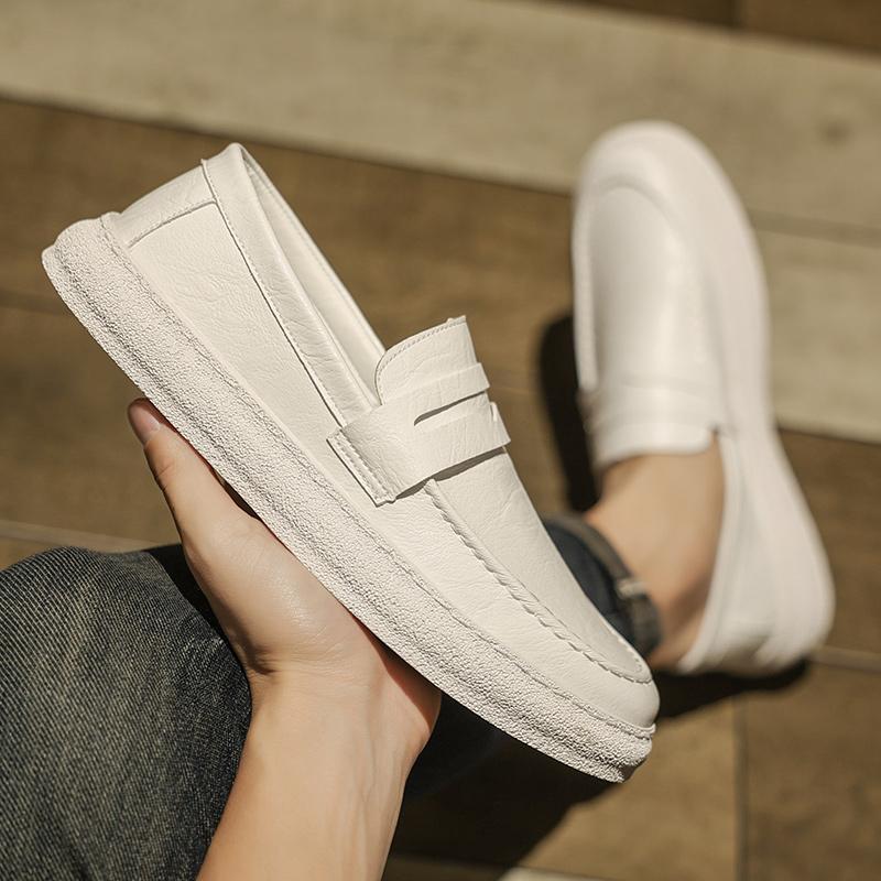 Fashion Hot Selling Men's Loafers In Europe America Soft Soled Simple Small White Shoes Men's Leather Casual Shoes Park Walking Shoes