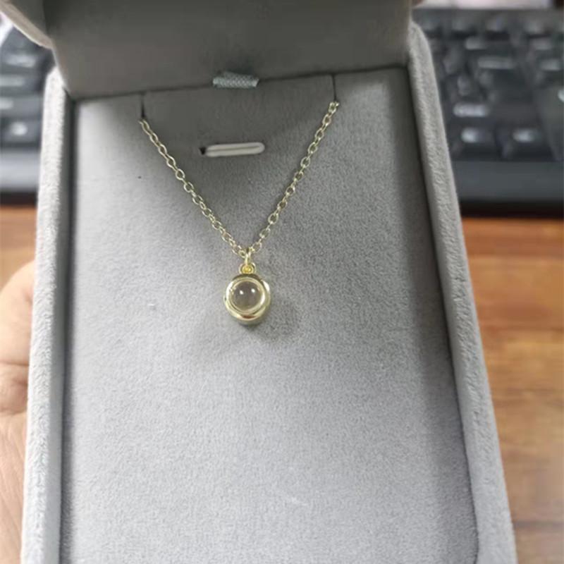 Multilingual "I Love You" Nano Projection Necklace with Color Photo