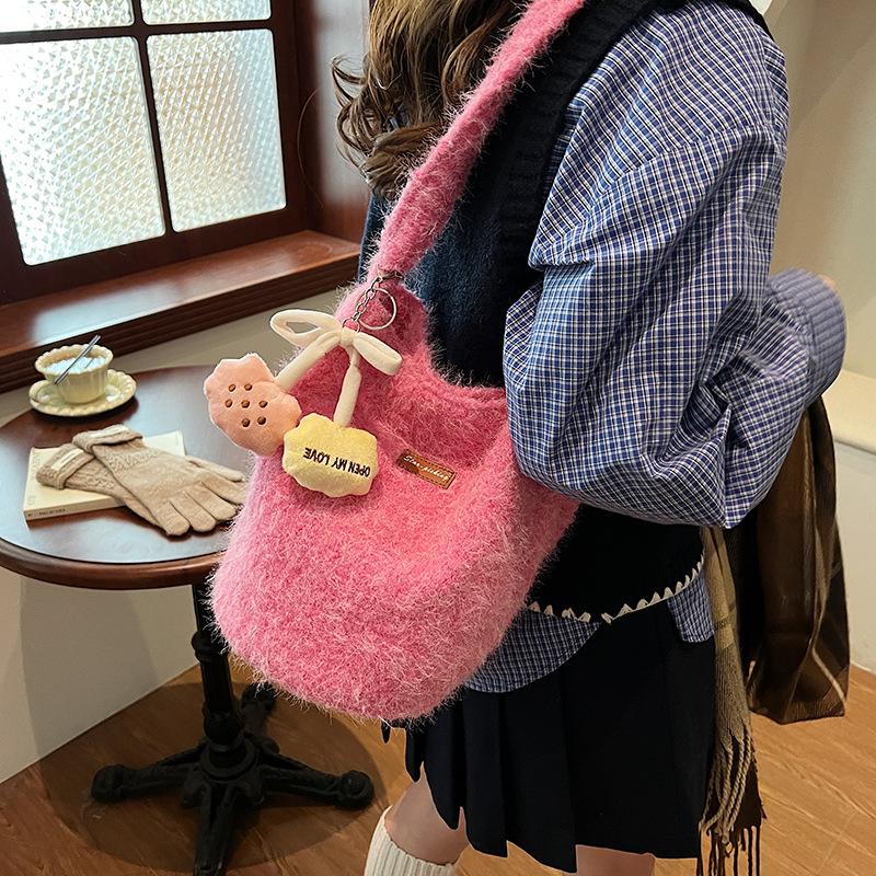 Huge Good-looking Autumn and Winter Design Plush Yellow Fruit Tree Soft Plush Soft Shoulder Bag Women's Oblique Span Bag Tote Bag