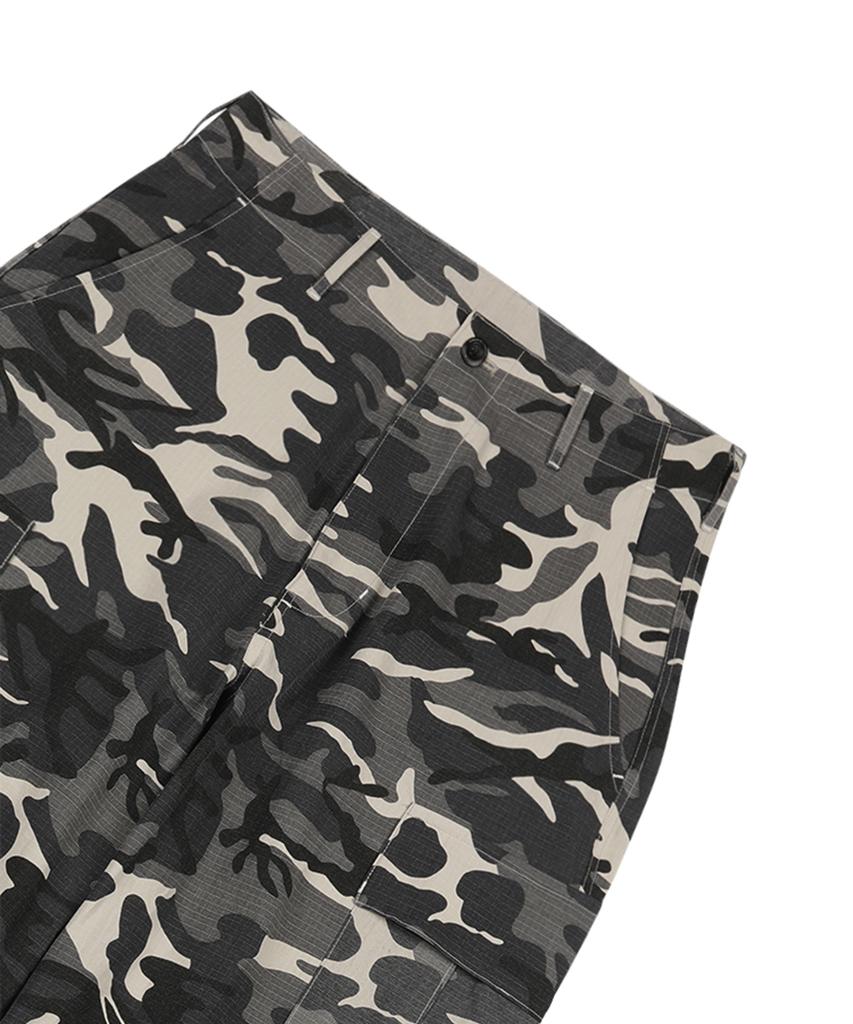 SUNDAY FRUIT MARKET Camo Cargo Pant