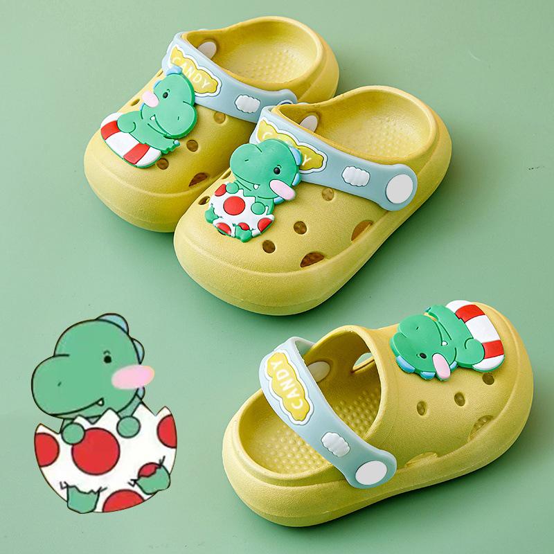 Kids' Cute Bear Non-Slip Summer Slippers: Soft Sole, Cool Clogs for Boys & Girls