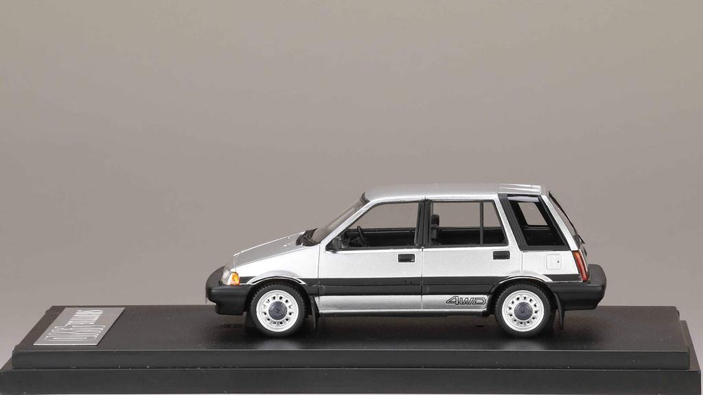 MARK43 Honda CIVIC SHUTTLE 4WD J 1984 Silber Fertigprodukt 1/43 (AR)