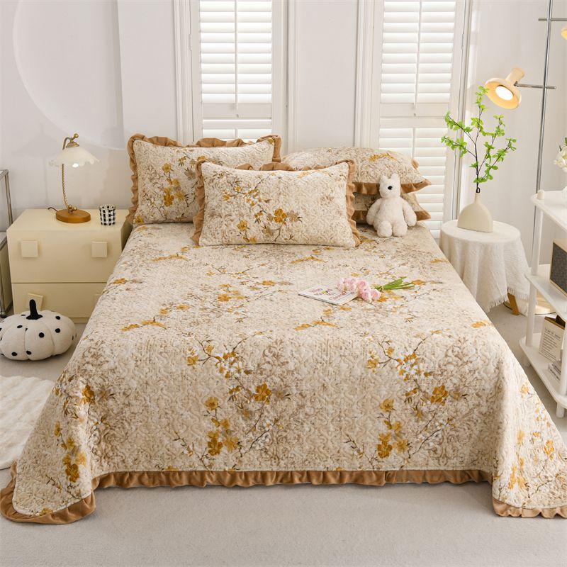 Milk Velvet Crystal Velvet Bed Cover Mattress Cover Blanket Kang Cover Warm Plus Velvet Blanket Quilted Bed Sheet Thickened Three-piece Set