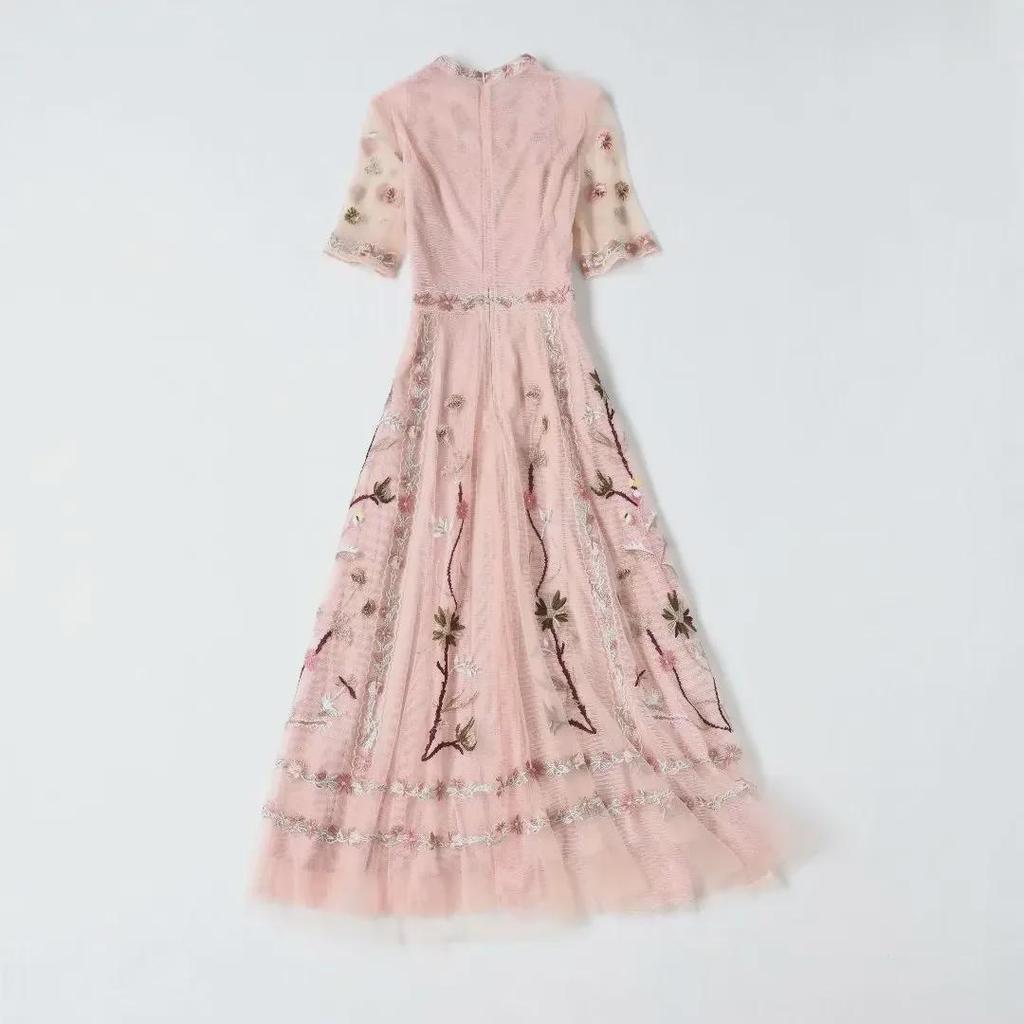 2022 European Summer Women's Embroidered Mesh Dress