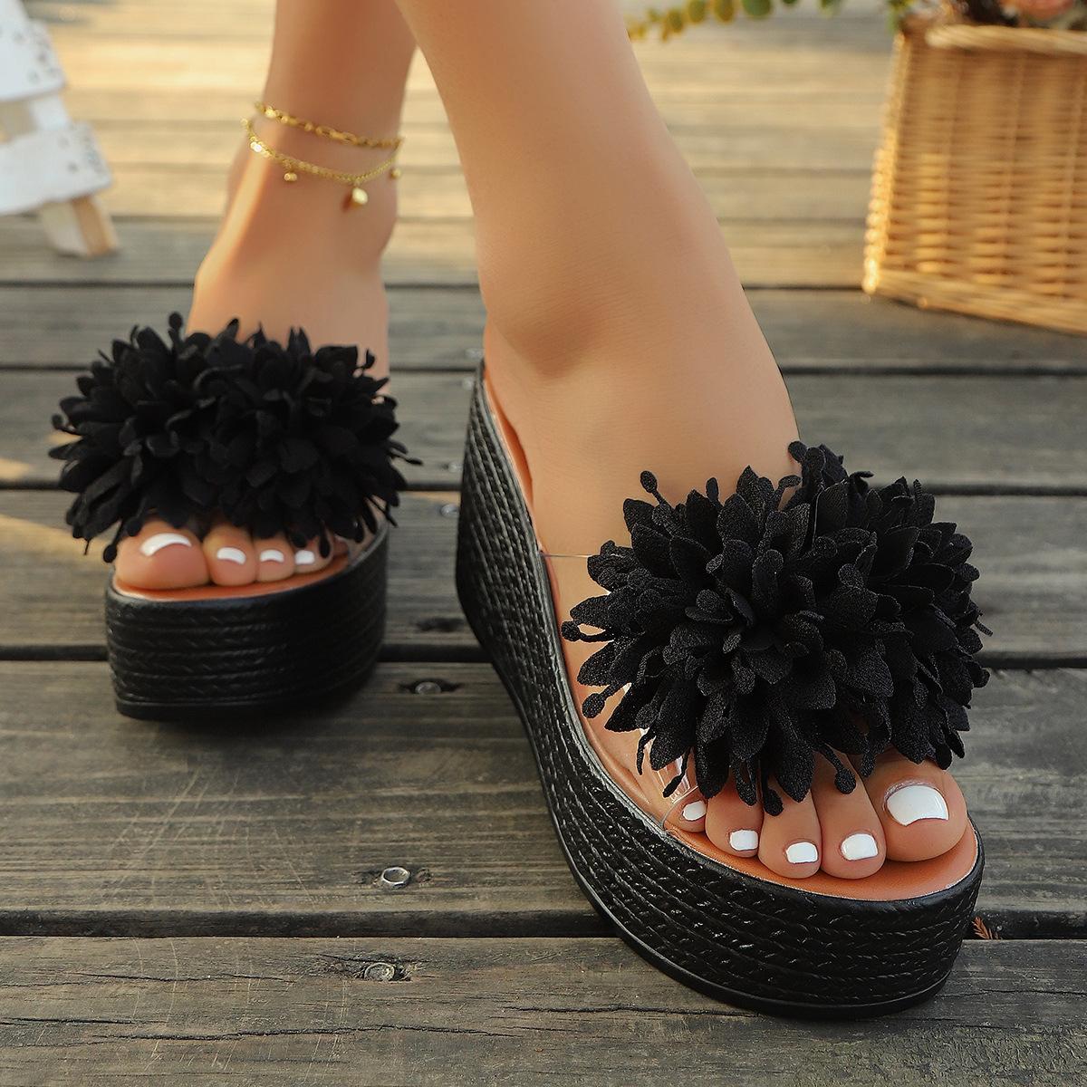 

Женские шлепанцы на танкетке 2026 Новые летние пляжные сандалии на платформе Модные шлепанцы с цветами Женские уличные туфли на высоком каблуке Слайды Женские 34