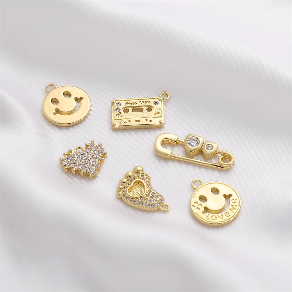 14K arany gyémánt medál kreatív design réz kiegészítők ékszerkészítéshez barkácsolás nyaklánc karkötő fülbevaló