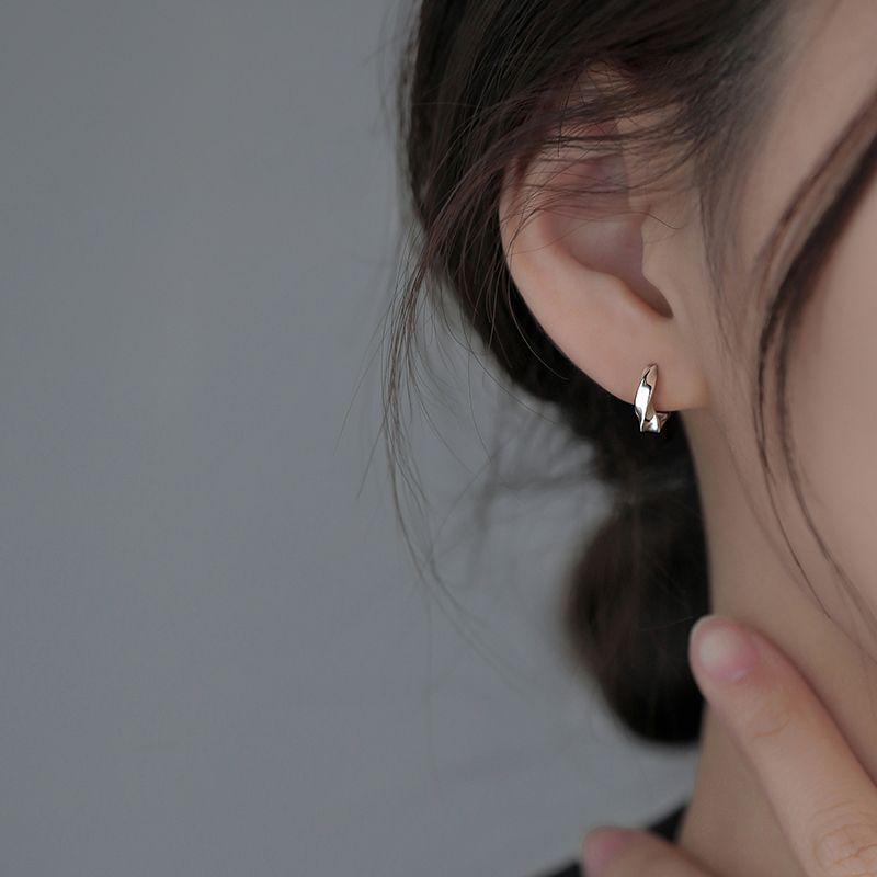 Authentic Möbius Hoop Earrings: Elegant Women's 2025 Sterling Silver Studs