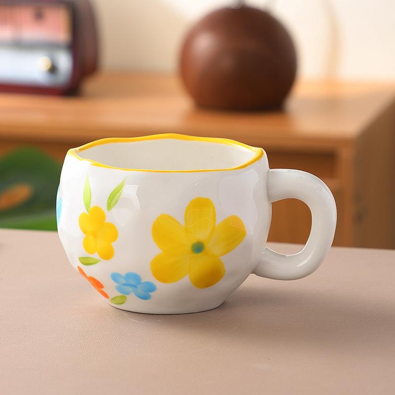 Koreanischer Ins-Wind handgepresste Liebe Keramik-Kaffeetasse, Nachmittagstee handbemalte Blumentasse hochwertiger Wasserbecher