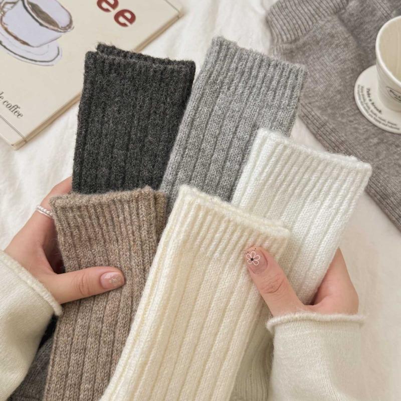Lady Autumn Solid Color Simple Classic Thick Needle Wool Barrel Pile Socks