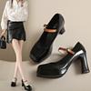 Vattentäta Plattform Högklackade Skor för Kvinnor Eleganta Tjocka Klackar Enkel Spänne Skor