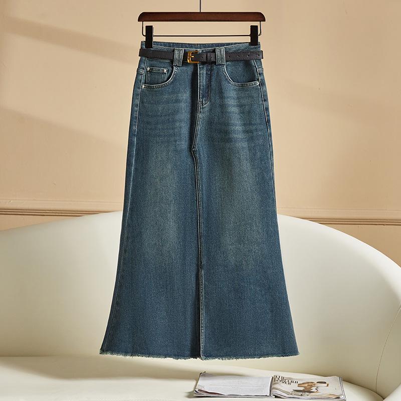 

Elegant Women s Midi Fishtail Denim Skirt - New Spring 2026 Design 27/M (suggested 96-105 jin) синий