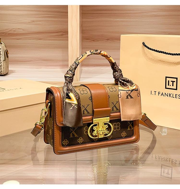 New Fashionable and Versatile High-end Casual Leather Single Shoulder Crossbody Small Square Bag Trend