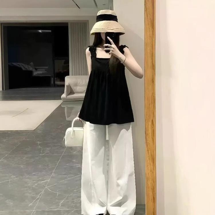 Black beautiful small suspender vest for women's summer wear, new design French sweet and spicy sleeveless seaside top