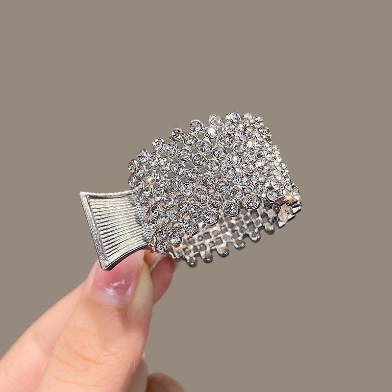 Korean Pearl Crystal Claws Clips Women Geometric Claw Girls Clamps Crab Headband Hairpin Fashion Hair Accessories