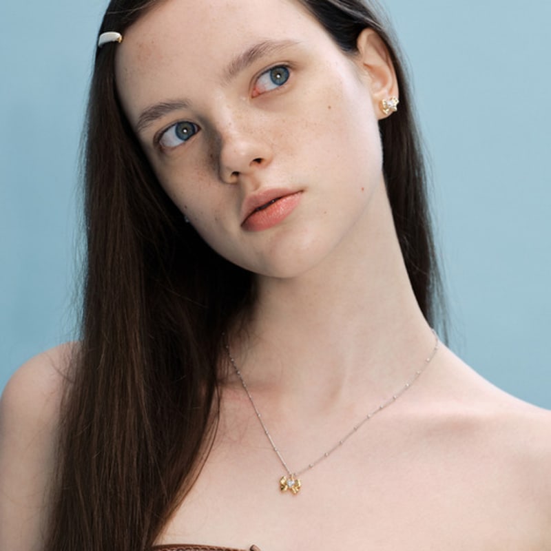 

VINTAGE HOLLYWOOD Tiny Ribbon Necklace_VH2412NE002M Gold