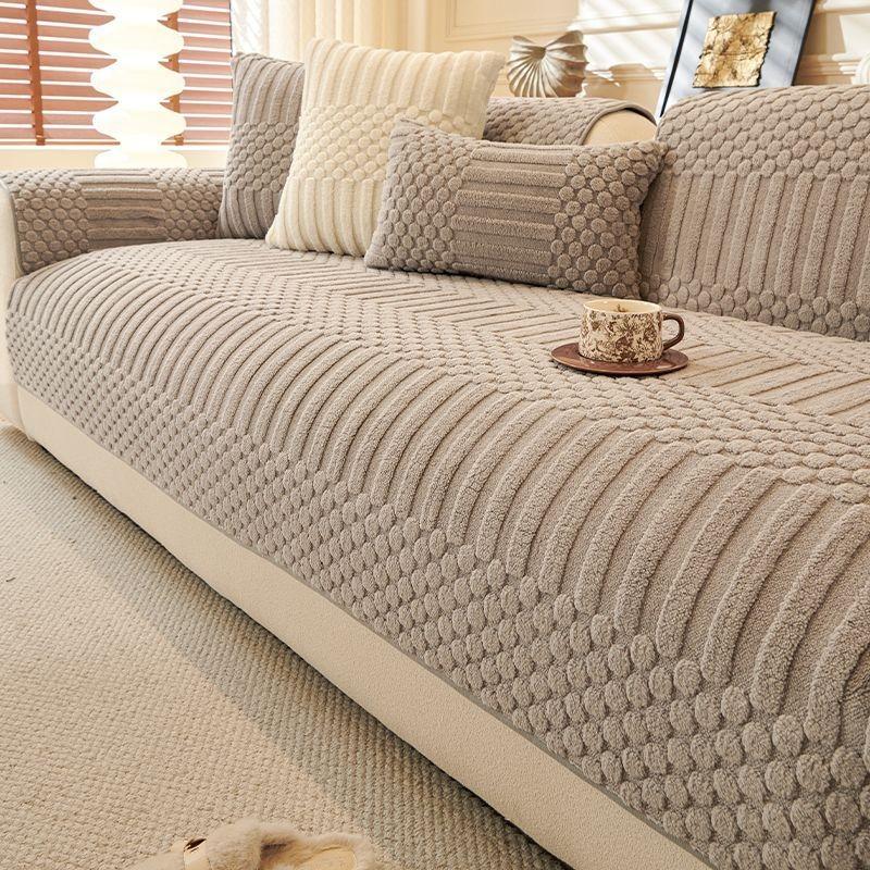 Bestselling Sofa Protective Mat Winter Thick Plush Cushion Couch Anti Slip Sofas Cover Armchair Autumn and Winter Cloth Soft Towel