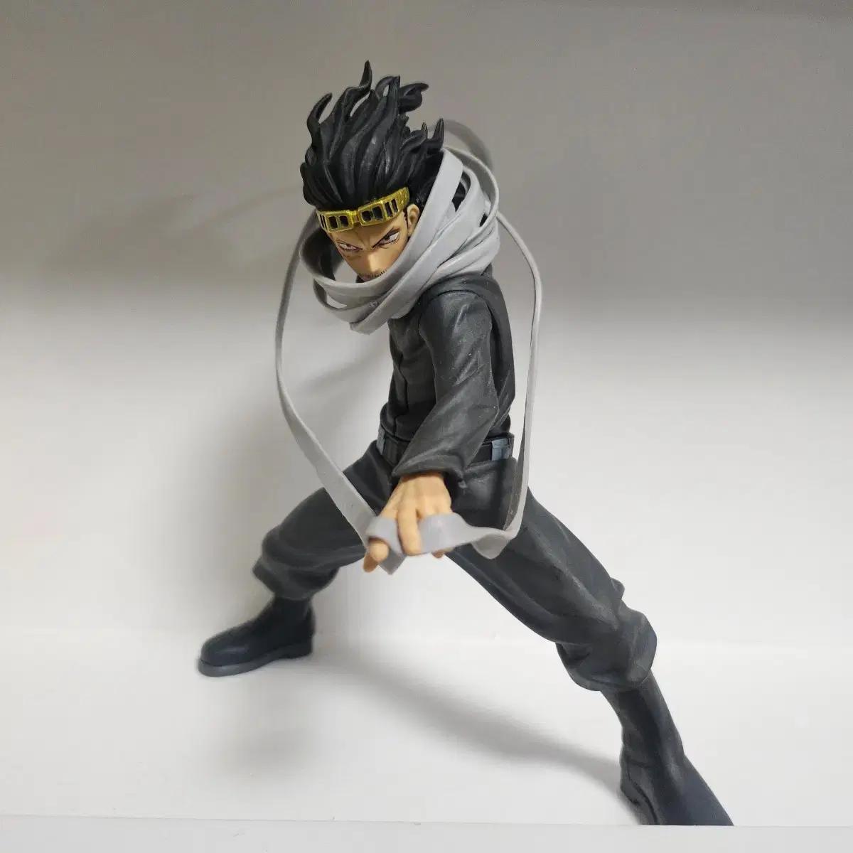 

Hiroaka Aizawa Figure