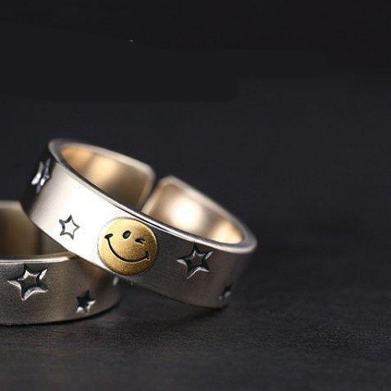 Smiling face retro old star playing card ring opening male and female niche design gift for friends