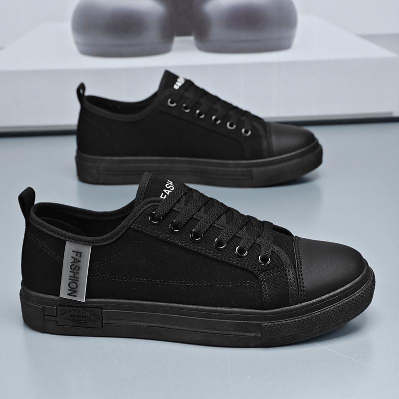 22 years of spring and autumn student casual board shoes teen couple black and white canvas shoes soft-soled sports shoes