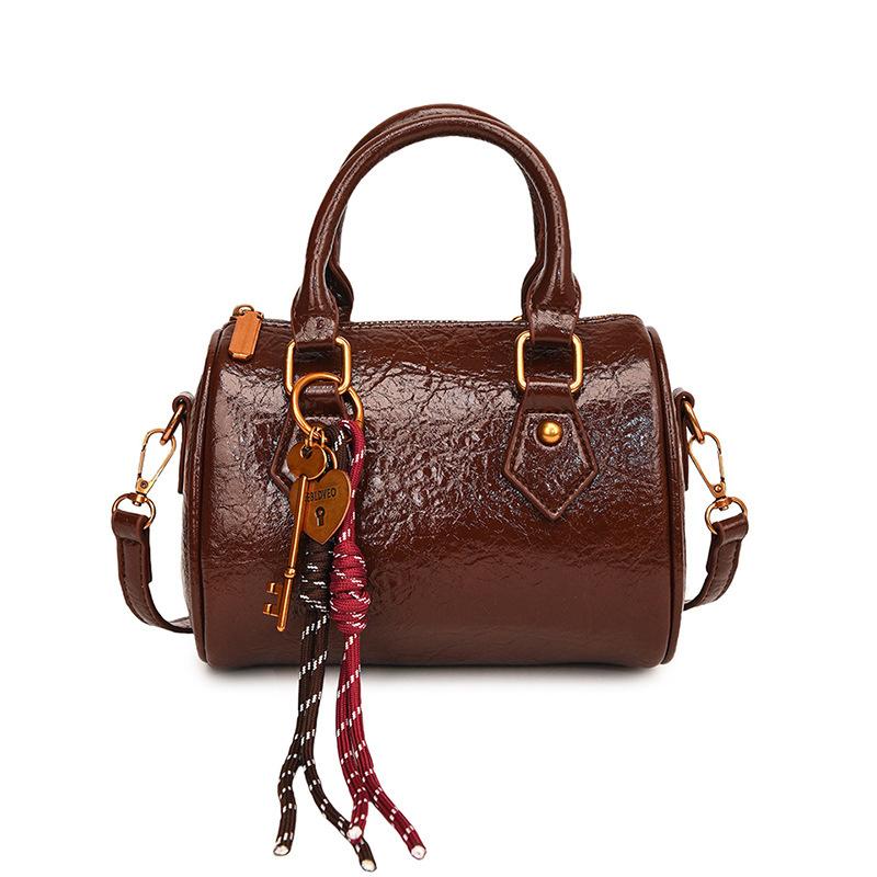 

Модная ретро женская портативная сумка-цилиндр осень-зима новая глянцевая сумка через плечо большой вместимости сумка-кроссбоди подушка Add pendant темно-коричневого