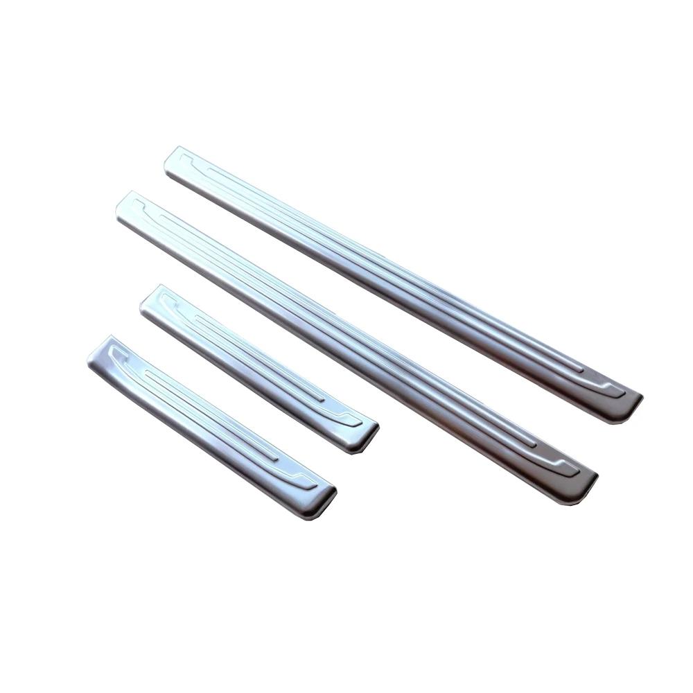 

For Toyota 4Runner 2025 2026 Auto Threshold Pedal Protection Cover Car Accessories External Door Sill Scuff Plate Trim Stickers серебряный
