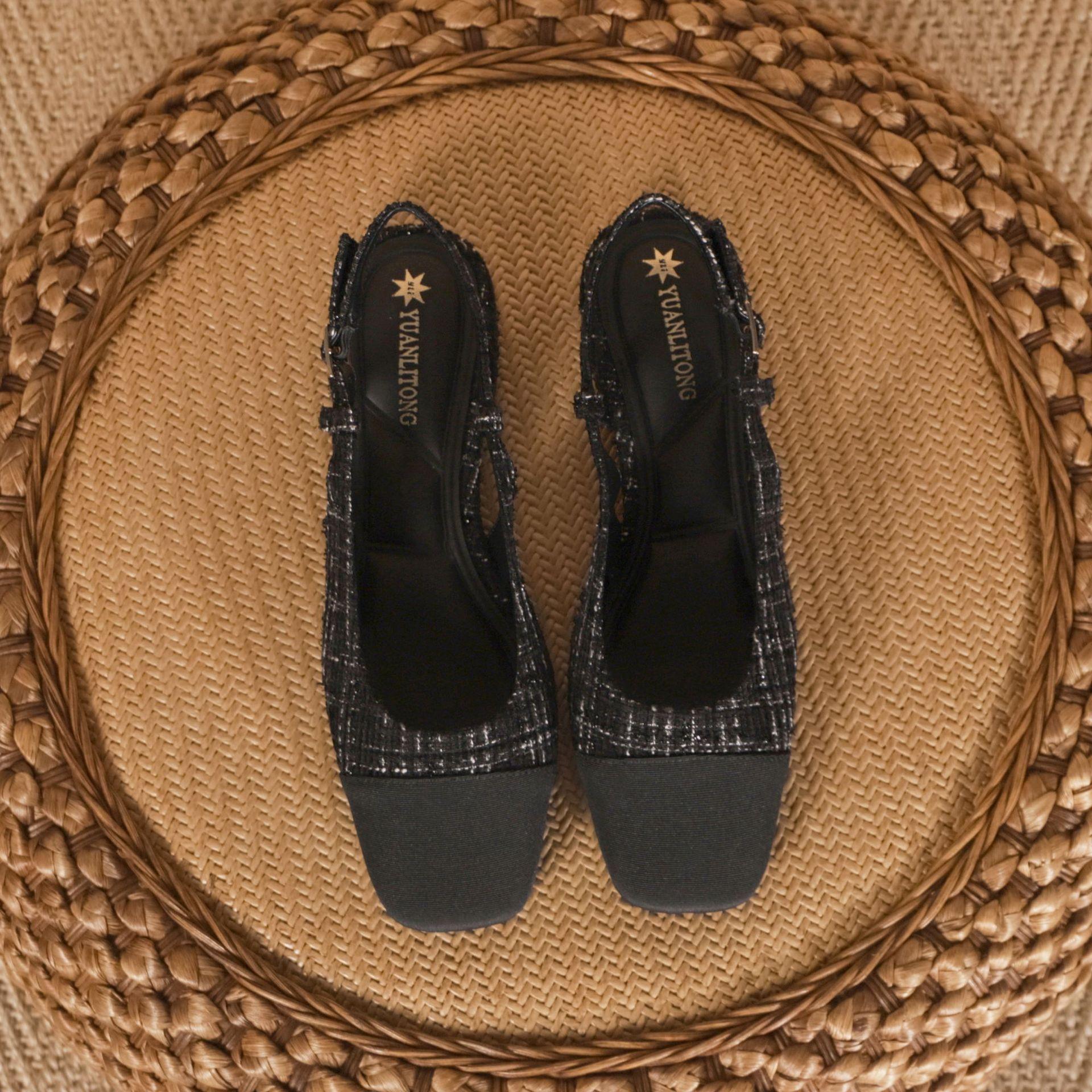 

Xiaoxiangfeng Mary Jane shoes women s fashion square head single shoes are comfortable, soft soles are not tired, thick heels are not tired, and the o 39 чёрный