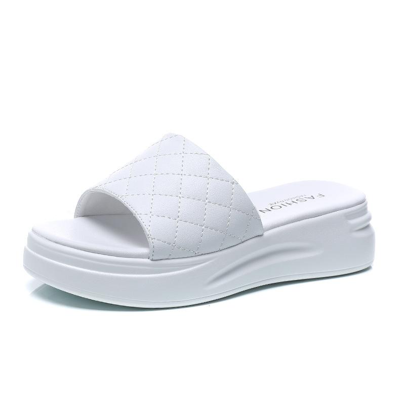 Summer New Slippers Women's Versatile Leather Thick Soles Increase Height Casual Wear Women's Shoes Non-slip