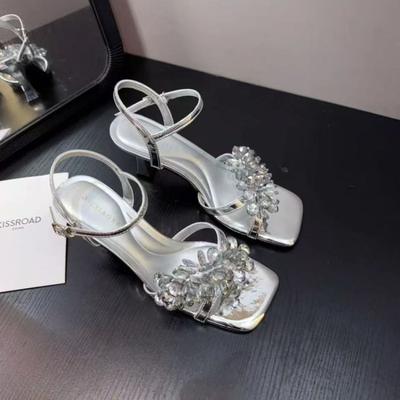 Damenschuhe – Sandaletten