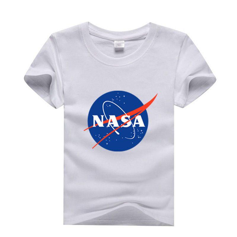 Klasické dětské tričko s motivem astronauta NASA a stylovým kulatým výstřihem