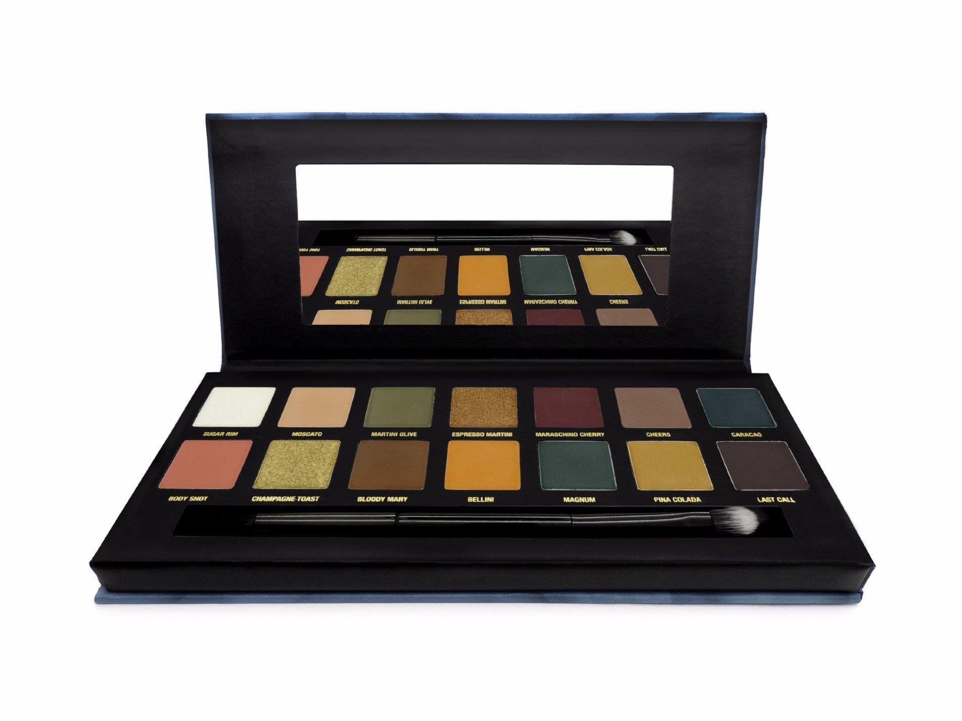 

W7 (Double Seven) W7 Eyeshadow Palette On the Rocks 14 Colors 1 Piece