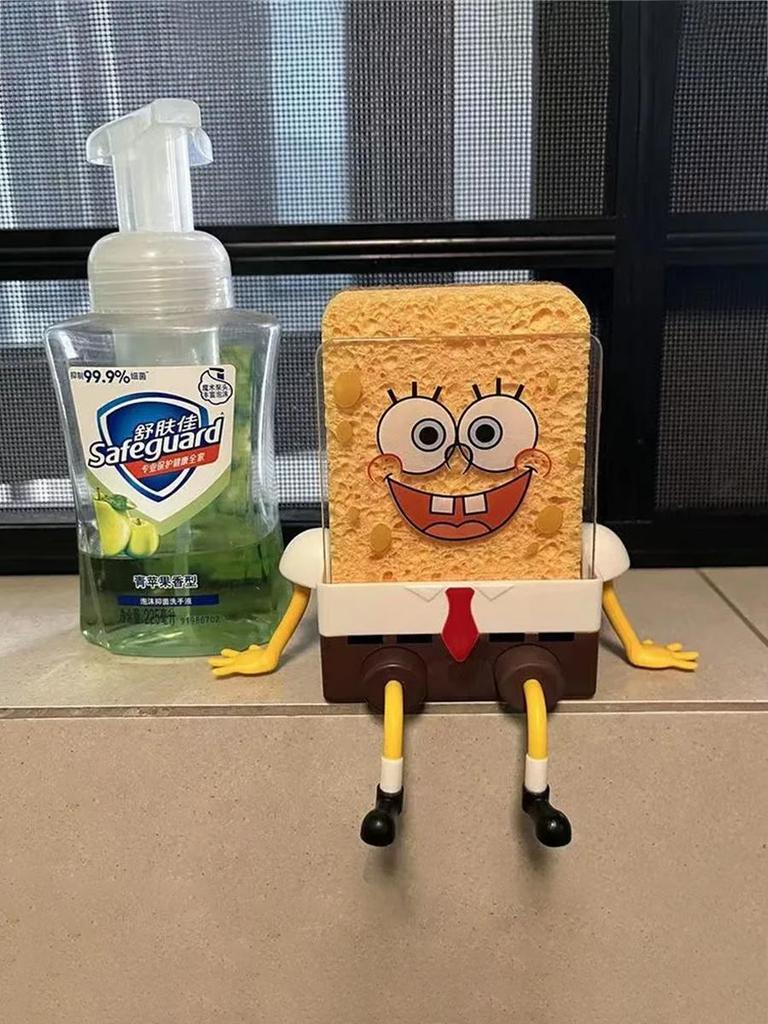Anbefaling av kjøkkenessensielle: magisk søt SvampeBob tørkestativ, oppvasksvamp, skrubbebørste, gryteklut og oppbevaringsstativ for vasken