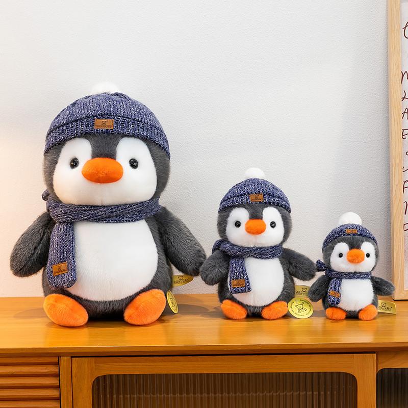 Pinguin Plüschtier mit Hut für Kinder und Erwachsene Weiches Cartoon-Tier Geschenk
