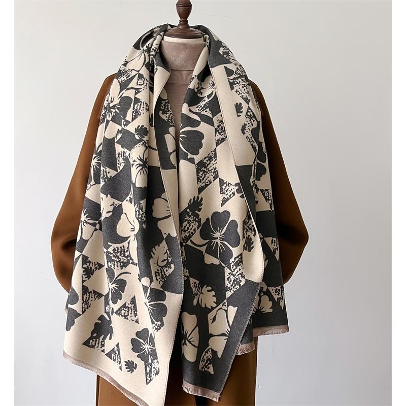 Luxury Brand Cashmere Women Floral Scarf Winter Warm Shawl and Wrap Bandana Pashmina Female Foulard Square Thick Blanket Poncho