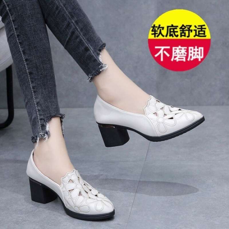 Single Shoes Female Real Soft Leather 2025 New Hollow Breathable Embroidery Four Seasons Women's Mother Shoes Thick Heel Soft Sole Work Shoes