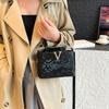 2025 Light Luxury High-end Fashion Women's Handbag Snake Pattern Versatile Shoulder Bag Simple Atmosphere Messenger Bag