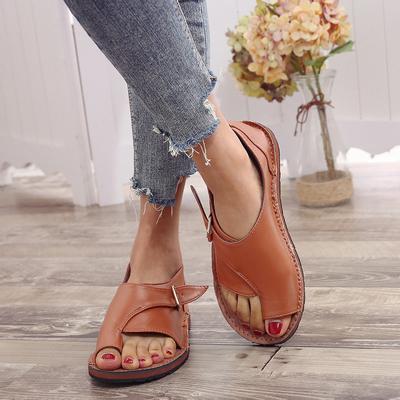 2025Léto Plážové sandály Sandalia Nové Dámské PU Kožené Sandály Peep Toe Design s Přezkou Římské Sandály Dámské Ploché Boty