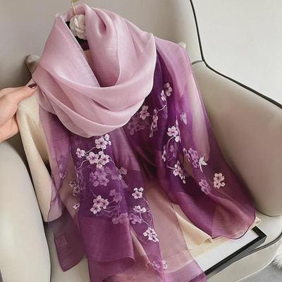 Gradient Silk Wool Scarf: Embroidered Retro Cheongsam Shawl for Women - Spring/Autumn Palace Style