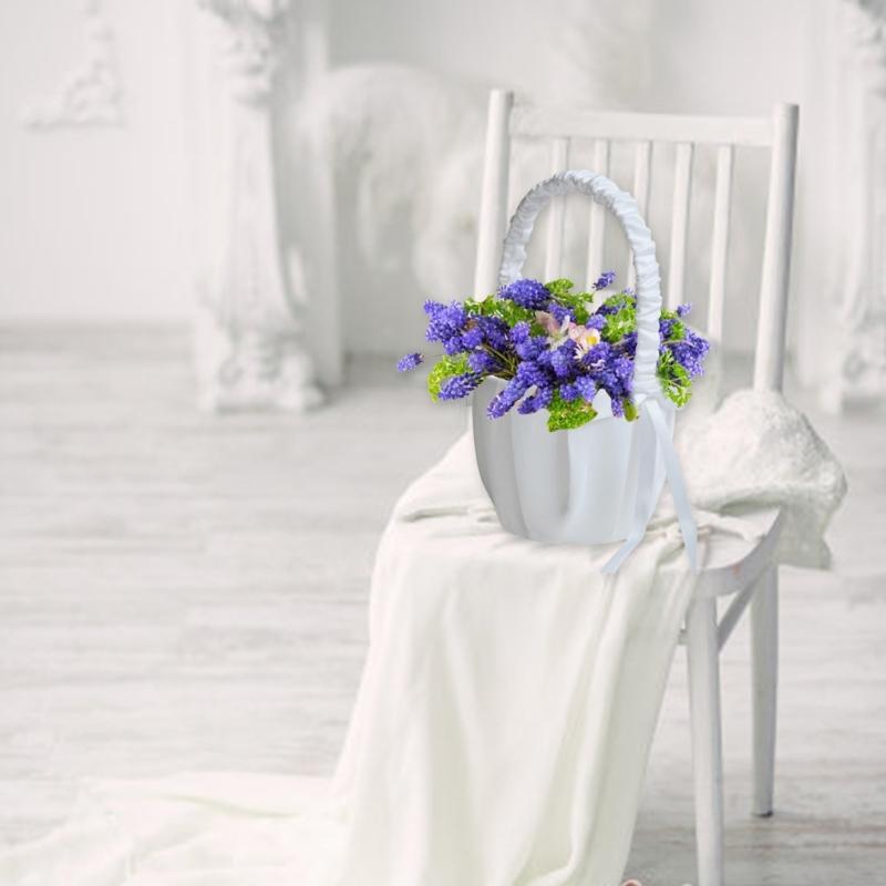 Romantics Wedding Basket Durability White Satins Flower Basket Handheld Basket for Bridal Ceremonies and Celebrations