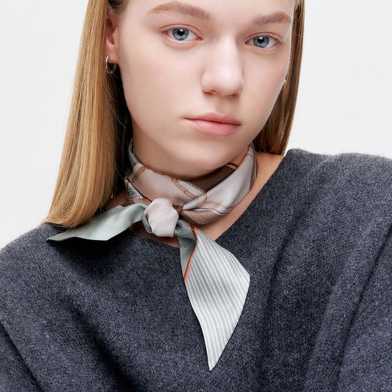 Saint Luxure Lame Khaki Gray