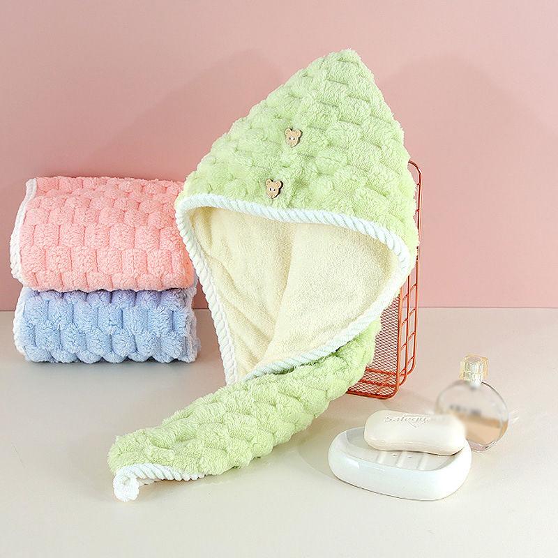 Cloud Grid Coral Fleece A Bath Towel, Quick-drying Wrap Towel, Enlarged and Thickened Household Bath Towel