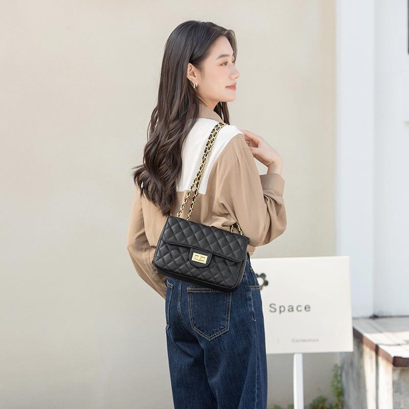 Diamond Lattice Chain Bag Female Small Fragrance French Fashion Senior Sense of One Shoulder Crossbody with All Armpits