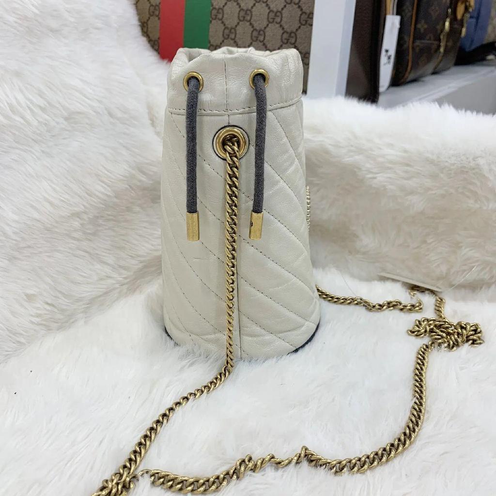 [Pre-Owned] GG Marmont Gold Logo Color Block Drawstring Quilted Chain Bucket Bag - Very Good #1HP02YS