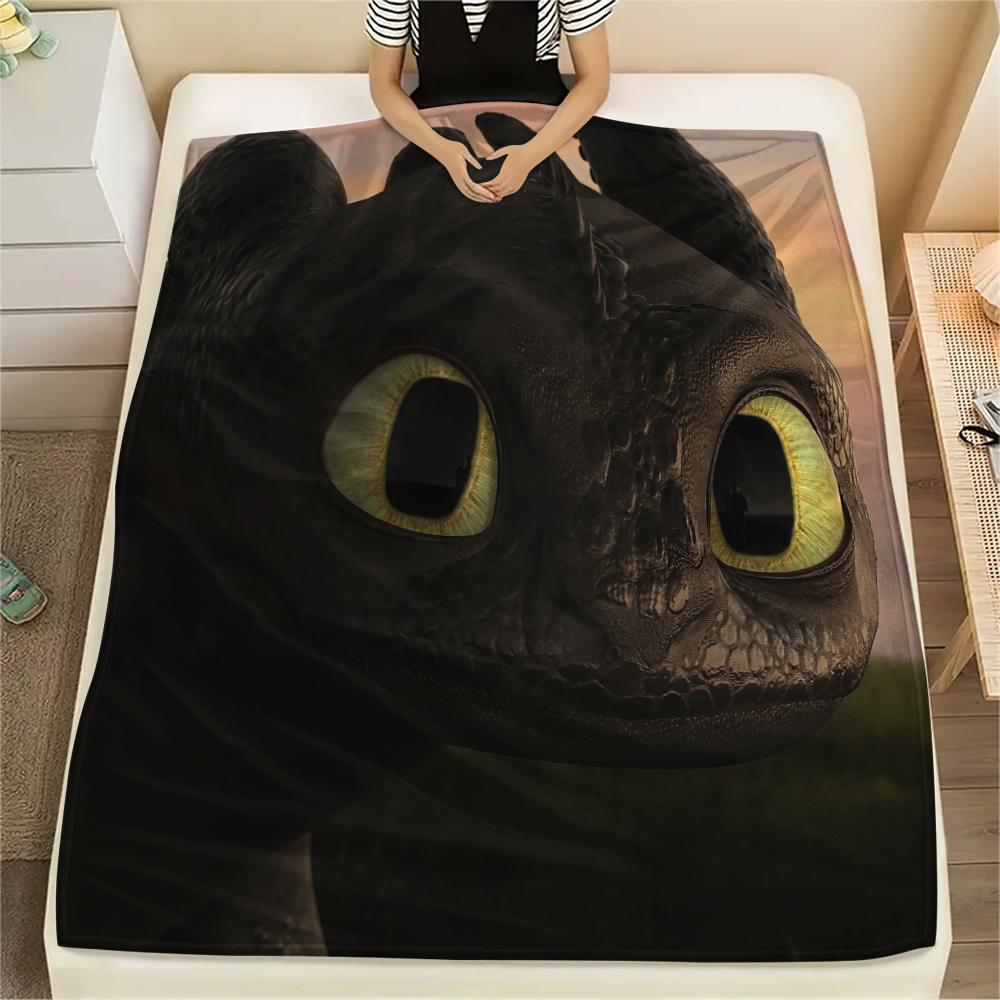 How to Train Your Dragon pattern Flannel Blanket, High quality Comfortable for All Seasons, Home Decor, Warmth and Comfort, Perfect for Gifts.