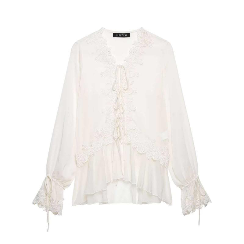 Womens Loose Fit V-Neck Lace Panel