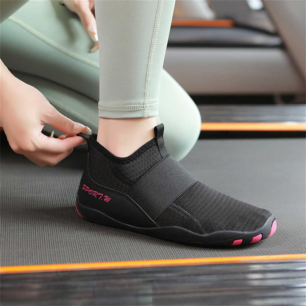 Fashion 38-39 High-top Woman Outdoor Sneakers Vulcanize Vulcanized Tennis Shoes For Tourism Husband Sports Tenni Cuddly Snekers